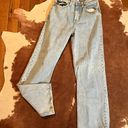 Abercrombie & Fitch  curve love jean The 90’s relaxed jean high Rise Photo 0