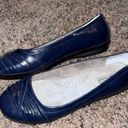 Cliffs by White Mountain Flat Womens Size 7 M Navy Blue Excellent Condition Photo 1