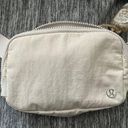 Lululemon Everywhere Belt Bag Photo 0