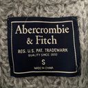 Abercrombie & Fitch Gray Sweater Photo 2