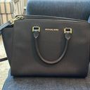 Michael Kors Designer Handbags Photo 0