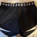 Under Armour Shorts Photo 0