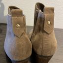 mix no. 6  Vince Ankle Boots Booties Tan Chunky heel sz 7.5 Photo 8