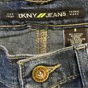 DKNY 💙NWT  HIGH RISE STRAIGHT LEG JEANS SIZE 8💙 Photo 3