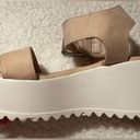 Suede nude platforms Size 5 Photo 6