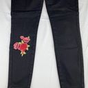 GUESS Rose Jeans Photo 5