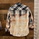 Eighty Eight Super cute Women’s Bleached Plaid shirt Photo 1