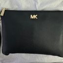 Michael Kors Wristlet Photo 1