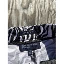 Jones New York  Sport Women's Size 8 Zebra Print Shorts Stretch Black White Y2k Photo 2