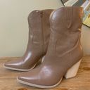 Oasis  Society Western Bootie - Cowgirl Boot NICE Photo 3