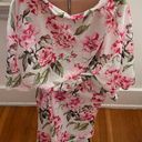 Show Me Your Mumu Brie Robe in Garden Of Blooms Pink And White Floral, one size Photo 9