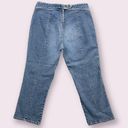 DKNY JEANS Vintage Y2K Light Wash Denim Low Rise Drop V Waistband Capri Jeans Photo 6