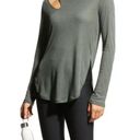 Alo Yoga Peak Long Sleeve Photo 0