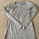 Lululemon  Run Swiftly Long Sleeve Gray Shirt Size 8 Bin 236 Photo 1