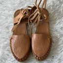 Women’s Leather lace up flat Sandals in light brown size 7 Photo 0