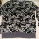 Simply Southern  Womens Sweater Size XXL Gray Camo Great Condition Super Soft Photo 5