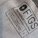 FIGS  Technical Collection Scrub Shirt Top Large Gray uniform FW1100 Nursing Photo 1