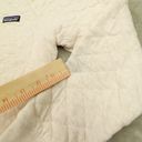 Patagonia  Women’s Organic Cotton Beige Quilt Crew  Neck Sweatshirt Size Small Photo 5