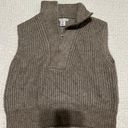 Sweater Vest Size M Photo 0