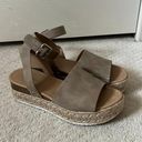 Soda Tan Platform Sandals Photo 1