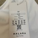 Halara  NWT white scoop built in bra tank top women’s size 1X Photo 3