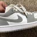 Jordan Air  flight  1 Low: ‘White Wolf Grey’ woman size 6 Photo 5