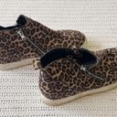 Soda Zip Platform Leopard Print Womens Sneakers Size 9 Photo 4