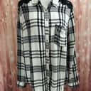 Soho  New York & Co Black Plaid Convertible Sleeve Flannel Shirt Photo 1