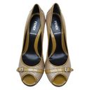 Fendi  Mustard Yellow Patent Leather Perforated Pumps Heels size 38.5 Photo 1