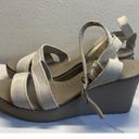 Crocs  Leigh II Beige Natural Ankle Strap Wedge Sandals Shoes Womens 9 Photo 7