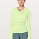 Lululemon NWT  Long Sleeve Swiftly Tech Crew Neck Top Fluro Citrus Size 4 Flawed Photo 3