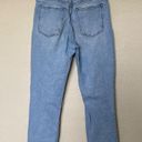 Abercrombie & Fitch ‘The mom high rise jean, distressed light wash size 26 / 2R Photo 2