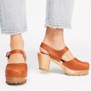 Free People  MIA Abby Clog in Luggage Size 38 NWOT $129 Photo 1