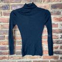 Uniqlo  Black Ribbed Knit Wool Turtleneck Lightweight Sweater Women's Size Small Photo 5