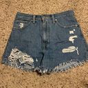 Levi’s High-Rise Mom Shorts Photo 0