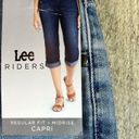 Riders By Lee Lee Riders Size 12 MidRise Capri Regular Fit Rolled Cuff Look 5 Pockets Photo 2