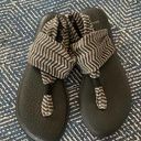 Sanuk  sandals yoga size seven line new Photo 0