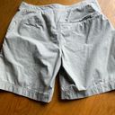 Mountain Hardwear Women’s Khaki Hiking shorts size 10 Photo 7