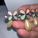 The Bar Vintage Enamel Flower and Faux Pearl Pin Photo 3