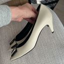 Saint Laurent  YSL Anais Bow Pumps in Cream Photo 2