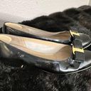 Salvatore Ferragamo  Vara Black Patent Leather Low Pumps Heels Gold Bow Size 8 Photo 0