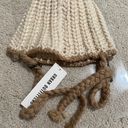 Urban Outfitters Luna Chunky Charm Beanie NWT - Ivory Photo 4