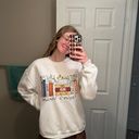 Taylor Swift Sweatshirt Photo 1