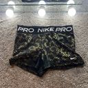 Nike black and gold  pros Photo 1