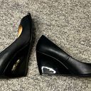 Liz Claiborne  Paula Black Peep Toe Wedge Heel Size 8.5 Photo 2