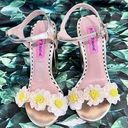 Betsey Johnson  FLOWER DAISY SODONA HEELS SANDALS WOMENS SZ 5 Photo 0