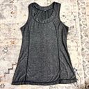 Lululemon  Run Dash Tank Heather Grey Ruffled Back Air Pods‎ Pocket Size 8 Photo 0