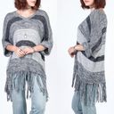 CALIFORNIA MOONRISE Gray‎ Fringe Poncho Sweater Size Large Photo 1