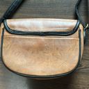 Krass&co G.H. Bass & . Leather Crossbody Purse Tan Photo 3