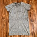 Lululemon  swiftly tech short sleeve Photo 0